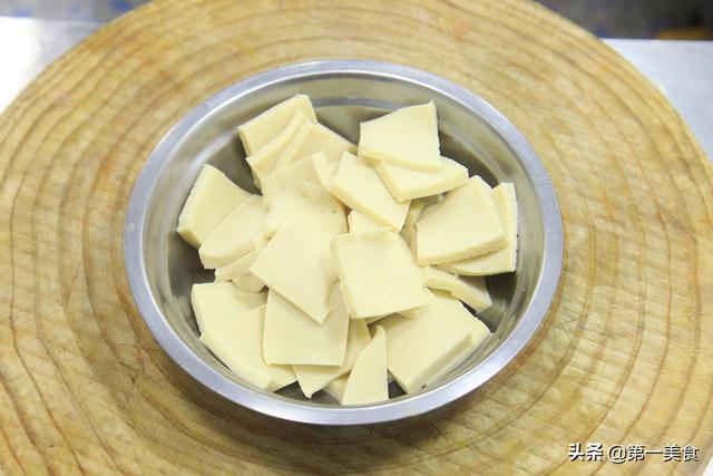 百叶豆腐怎么做好吃又简单（豆腐怎么做好吃啊）-第2张图片