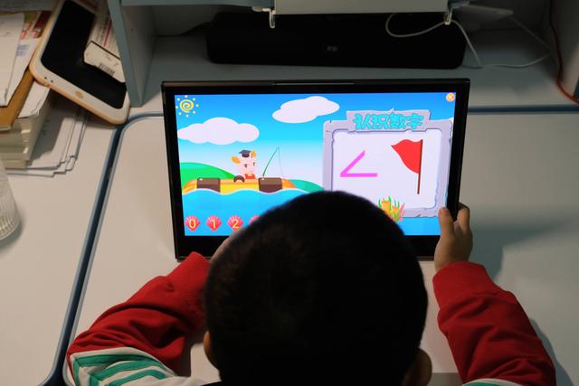 儿童平板电脑哪个牌子好,又实用知乎（儿童护眼平板电脑哪个牌子好）-第8张图片