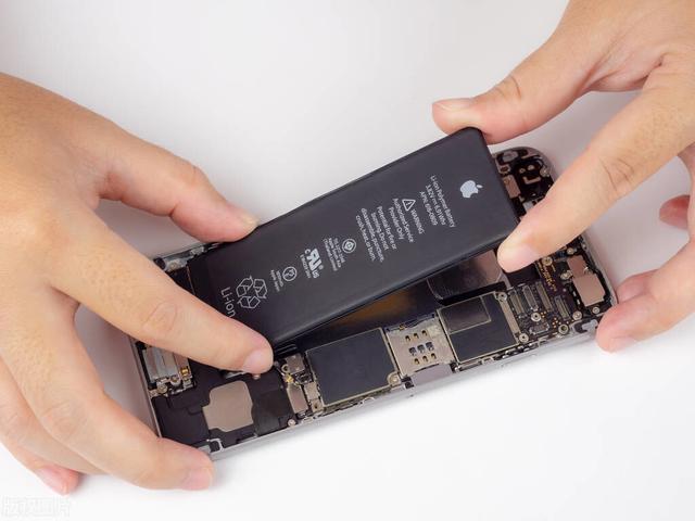 苹果换电池必须原装吗（苹果电脑换电池必须原装吗）-第2张图片